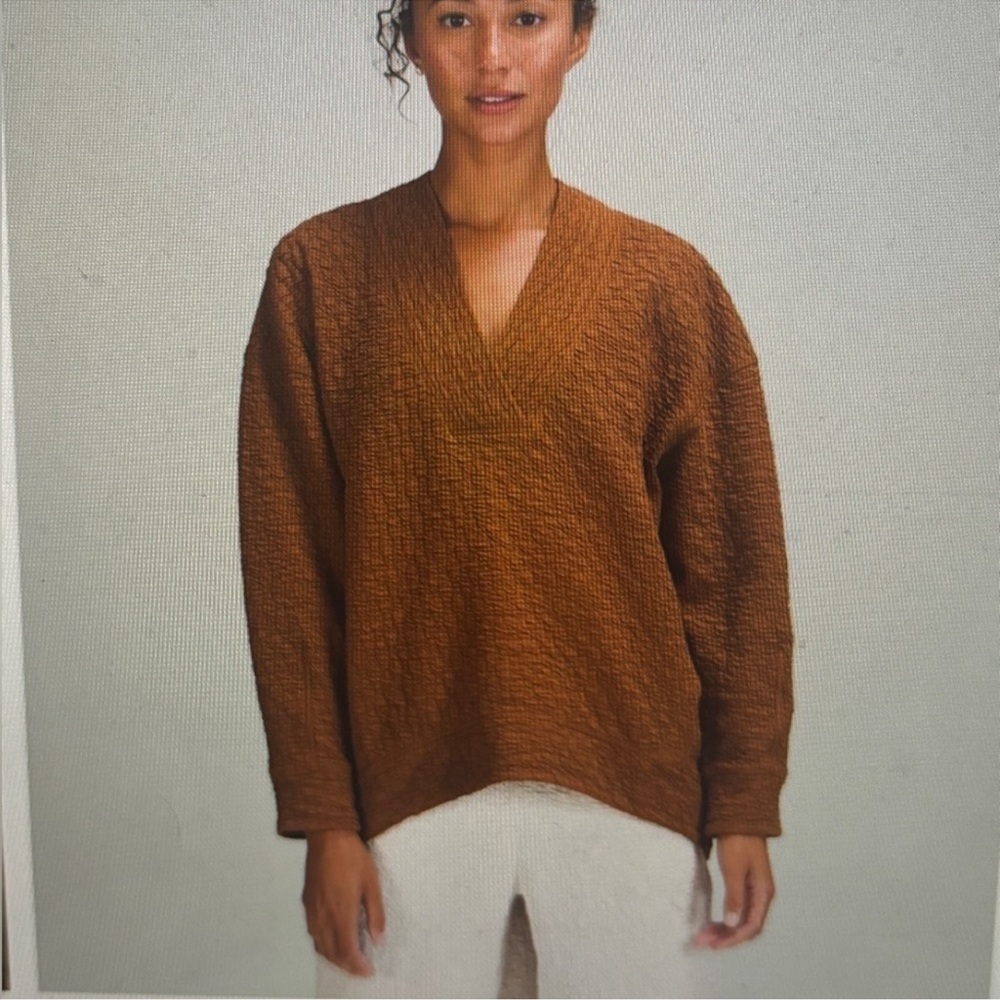 Lululemon sweater